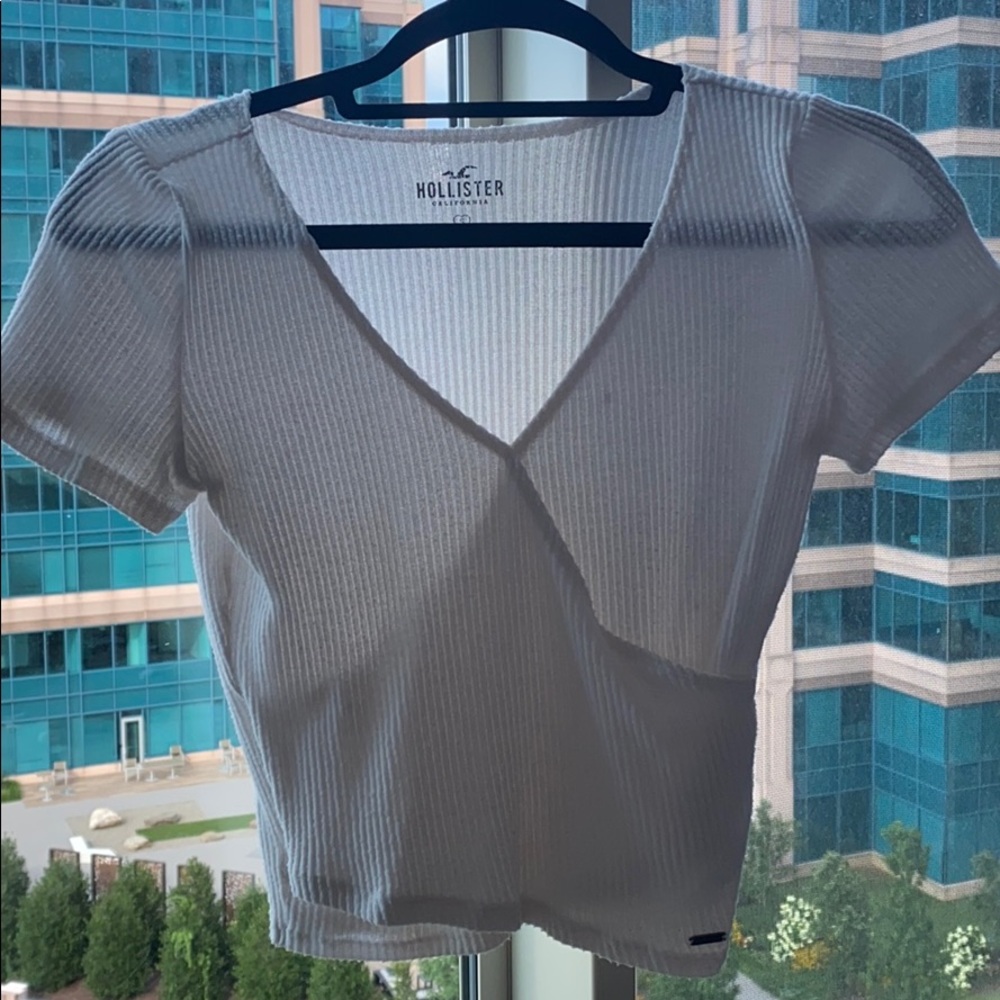 hollister top